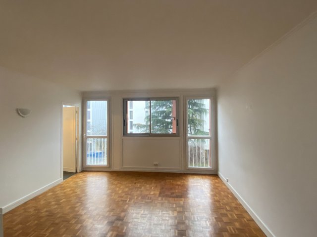 Location Appartement  1 pièce (studio) - 32m² 93260 Les Lilas